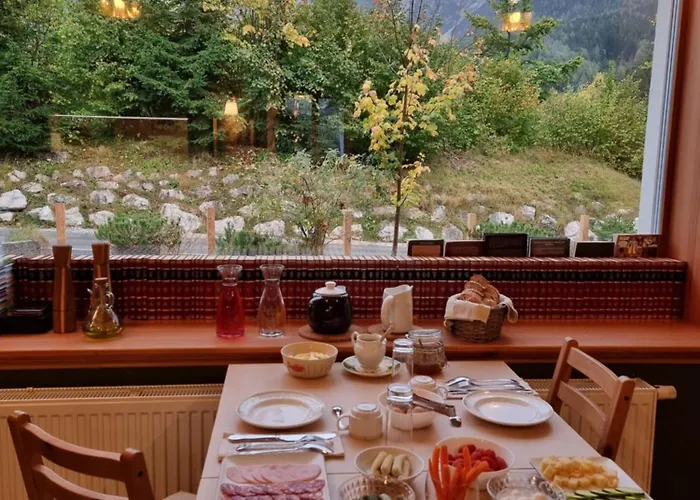 Koman Bed & Breakfast