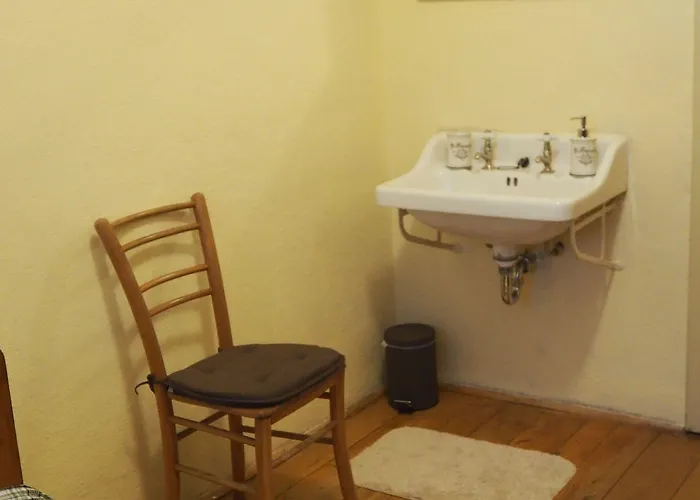 Koman Bed & Breakfast 3*