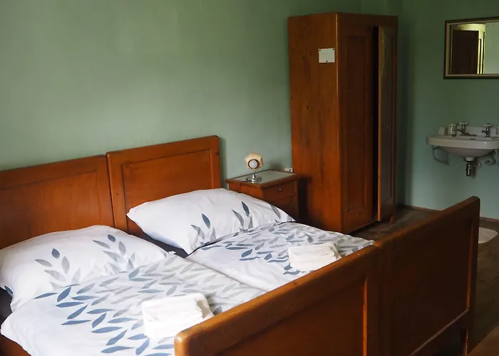 فندق مبيت وإفطار Koman 3*