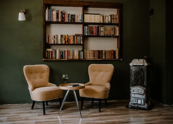 فندق مبيت وإفطار Koman