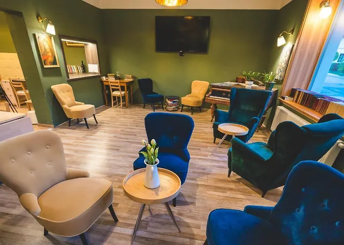 Koman فندق مبيت وإفطار 3*